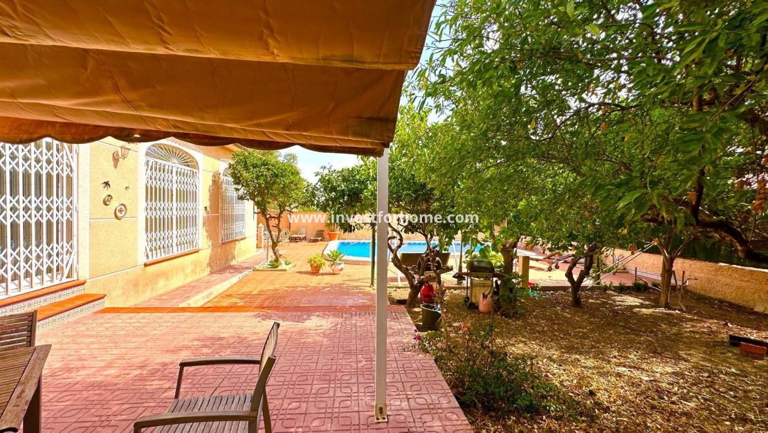 Försäljning - Villa - Torrevieja - Los Balcones - Los Altos Del Edén