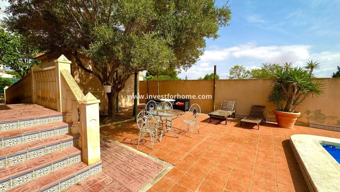 Försäljning - Villa - Torrevieja - Los Balcones - Los Altos Del Edén