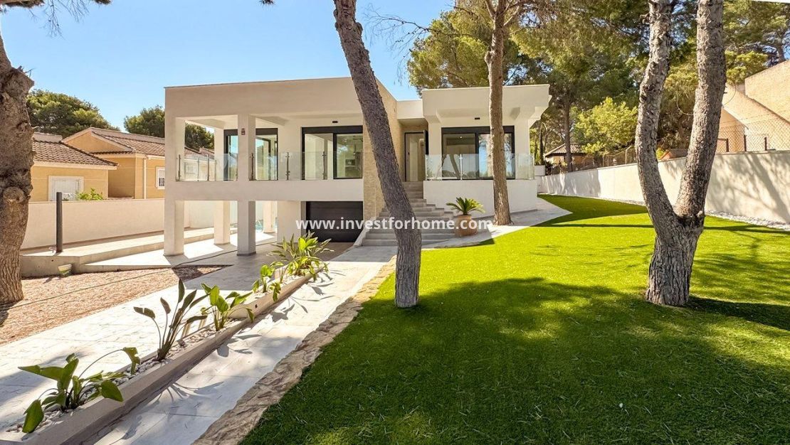 Försäljning - Villa - Torrevieja - Los Balcones - Los Altos Del Edén
