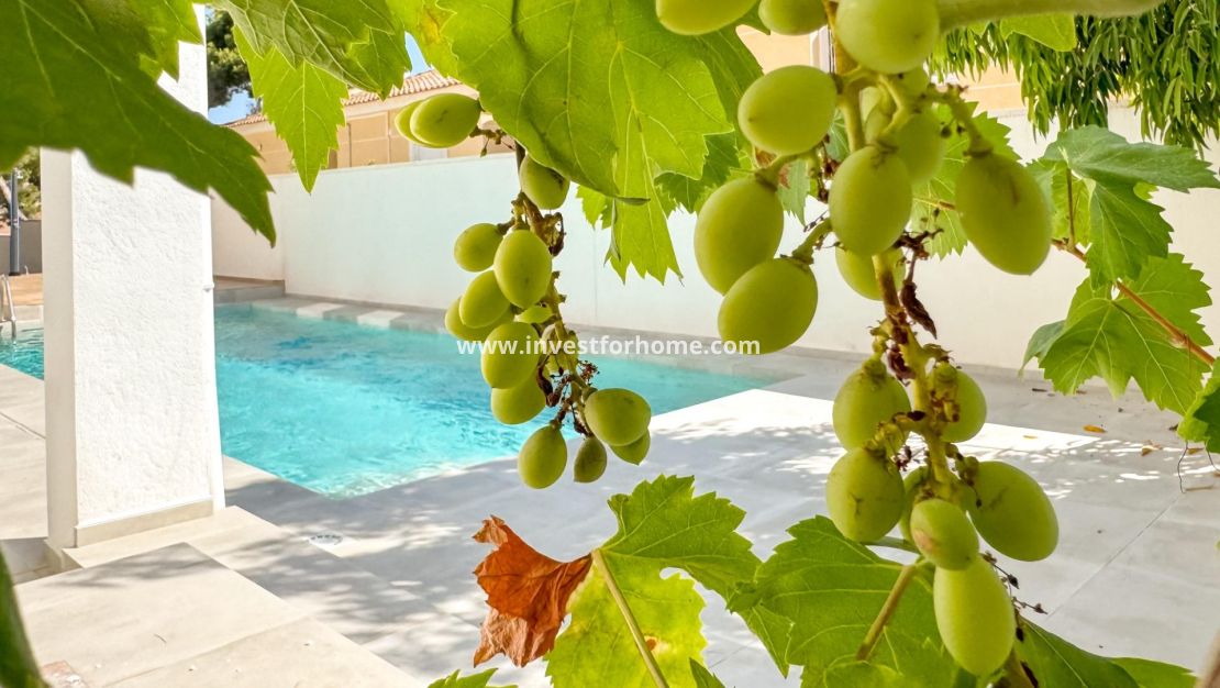 Försäljning - Villa - Torrevieja - Los Balcones - Los Altos Del Edén