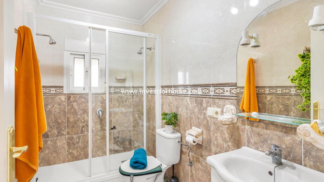Försäljning - Villa - Torrevieja - Los Balcones - Los Altos Del Edén
