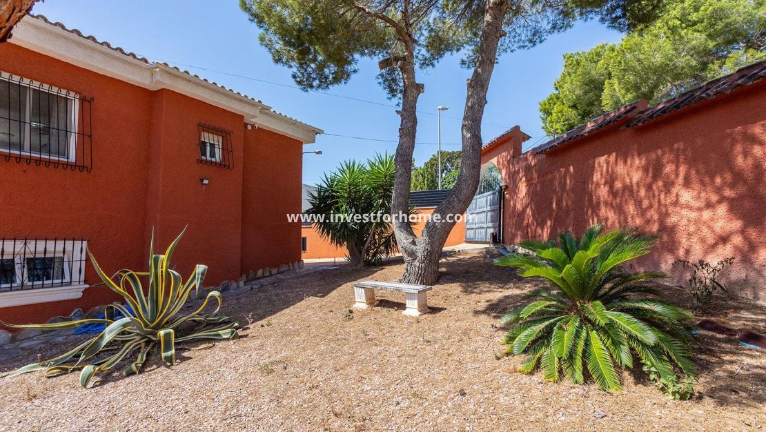 Försäljning - Villa - Torrevieja - Los Balcones - Los Altos Del Edén