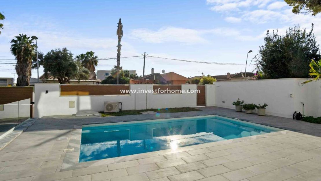 Försäljning - Villa - Torrevieja - Los Balcones