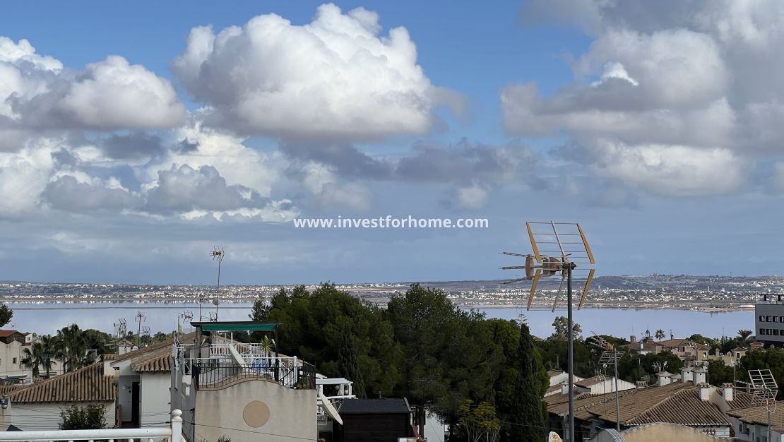 Försäljning - Villa - Torrevieja - Los Balcones