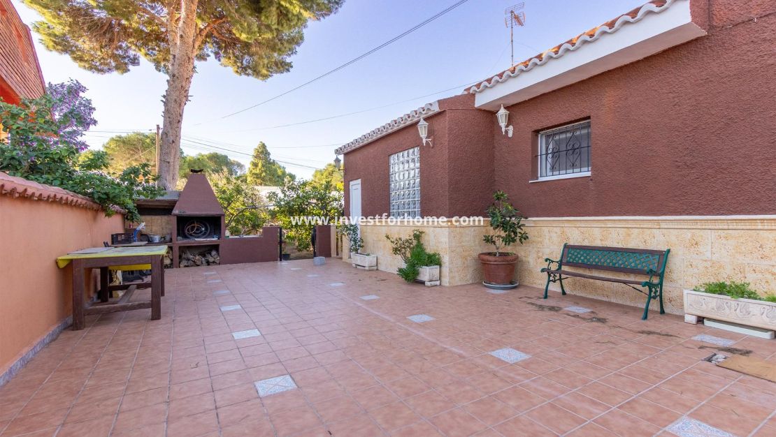 Försäljning - Villa - Torrevieja - Los Balcones