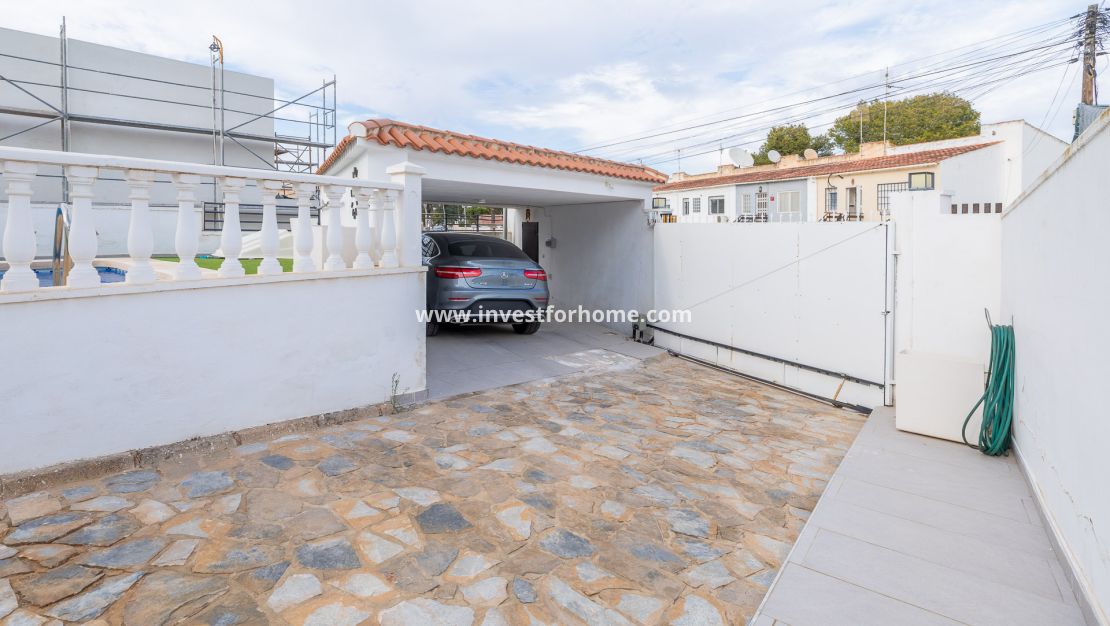 Försäljning - Villa - Torrevieja - Los Balcones