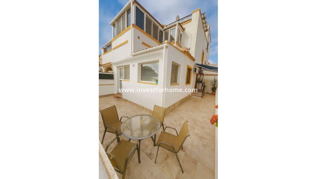 Försäljning - Villa - Torrevieja - Los Balcones