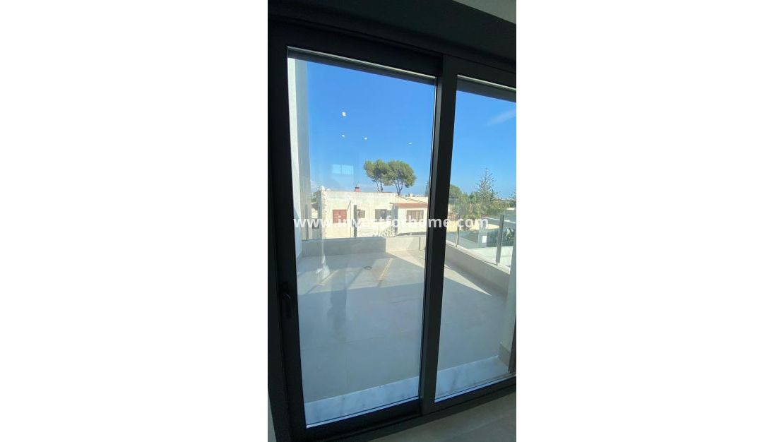 Försäljning - Villa - Torrevieja - Los Balcones