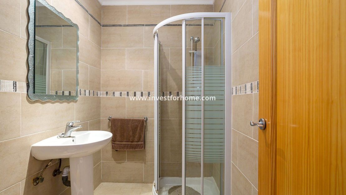 Försäljning - Villa - Torrevieja - Los Balcones