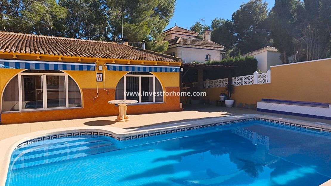Försäljning - Villa - Torrevieja - Los Balcones