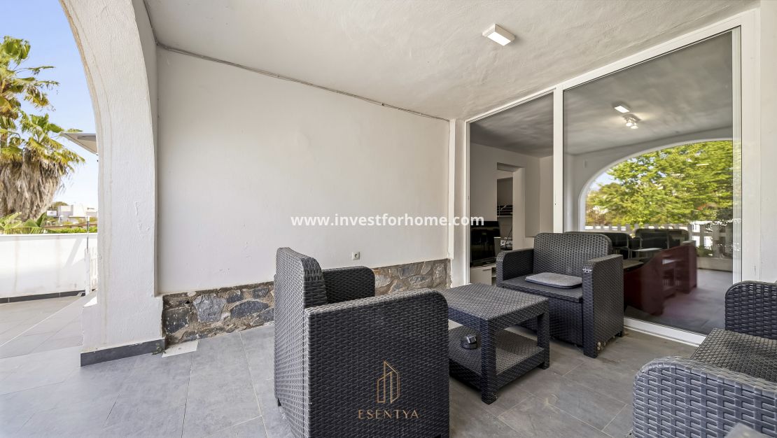 Försäljning - Villa - Torrevieja - Los Balcones