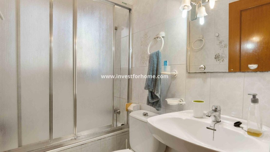 Försäljning - Villa - Torrevieja - Los Balcones