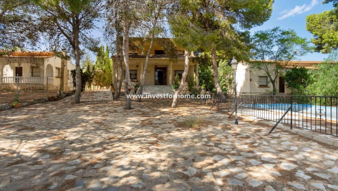 Försäljning - Villa - Torrevieja - Los Balcones