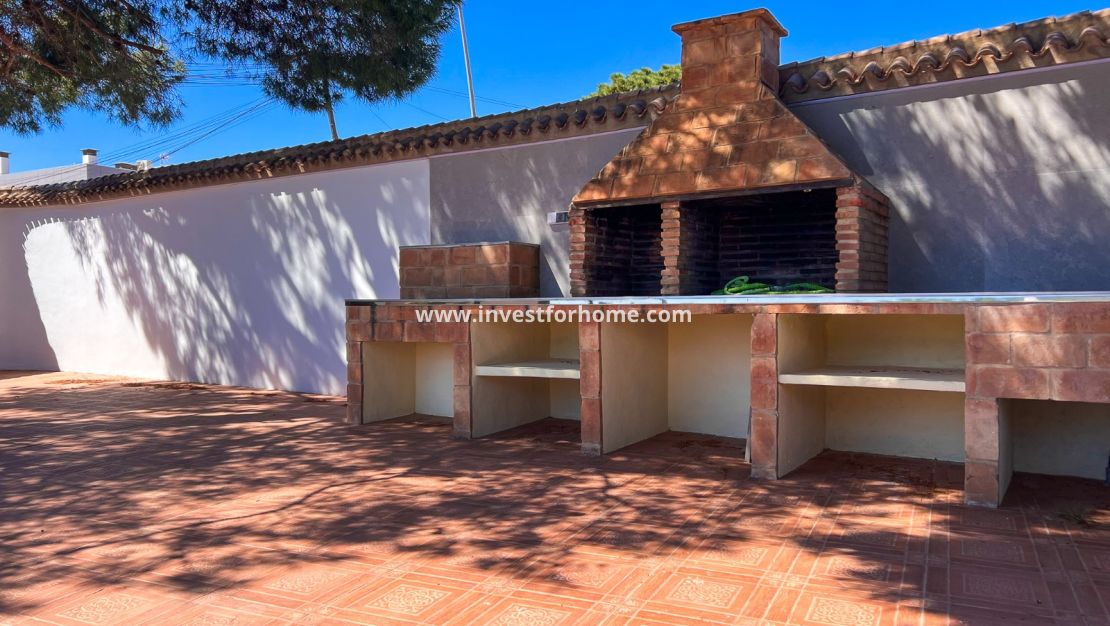 Försäljning - Villa - Torrevieja - Los Balcones