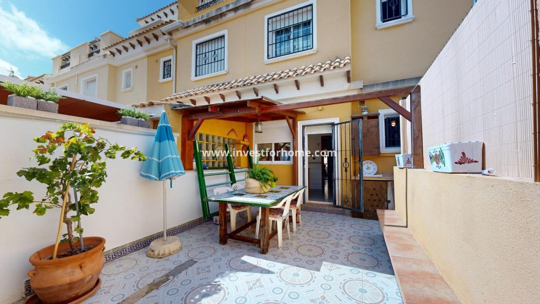 Försäljning - Villa - Torrevieja - Nueva Torrevieja - Aguas Nuevas