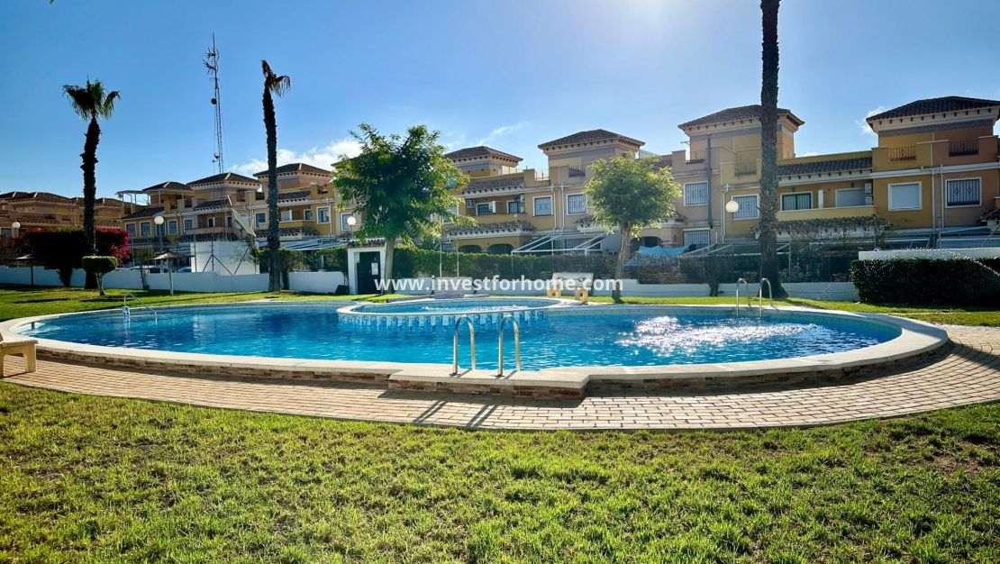 Försäljning - Villa - Torrevieja - Nueva Torrevieja - Aguas Nuevas