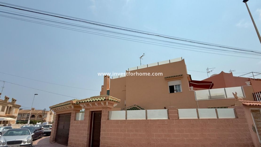Försäljning - Villa - Torrevieja - Nueva Torrevieja - Aguas Nuevas
