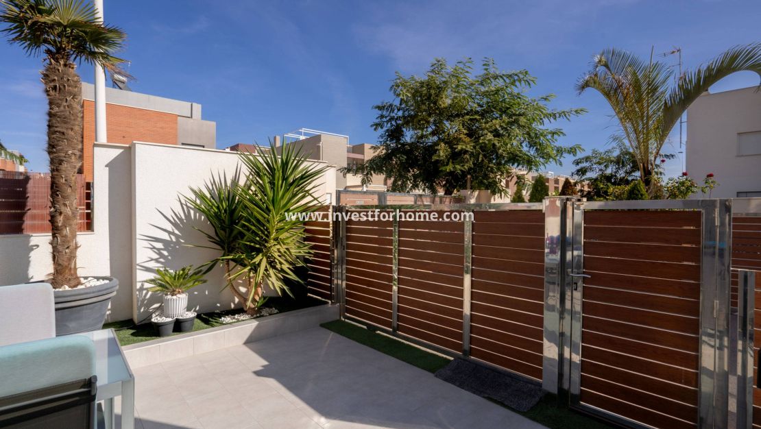 Försäljning - Villa - Torrevieja - Nueva Torrevieja - Aguas Nuevas