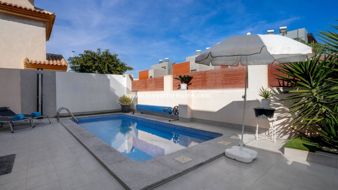 Försäljning - Villa - Torrevieja - Nueva Torrevieja - Aguas Nuevas