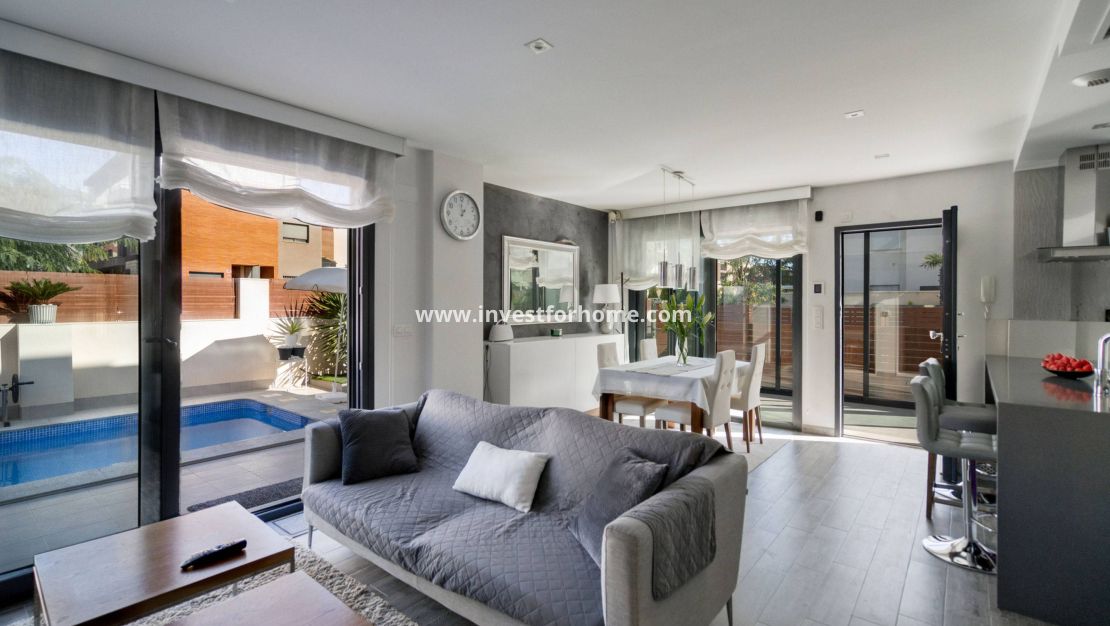 Försäljning - Villa - Torrevieja - Nueva Torrevieja - Aguas Nuevas