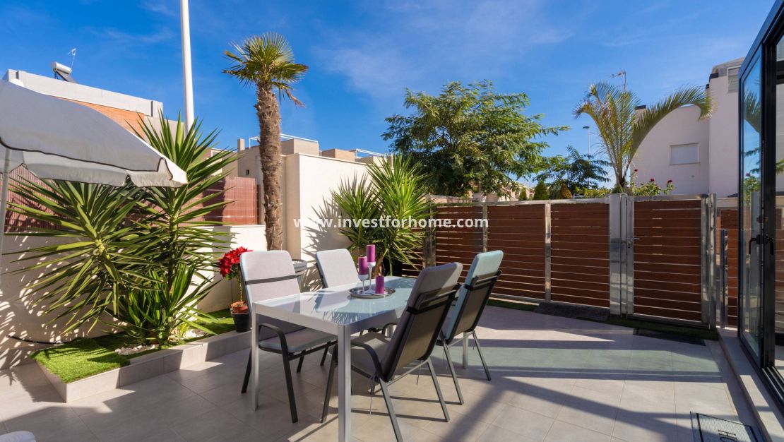 Försäljning - Villa - Torrevieja - Nueva Torrevieja - Aguas Nuevas