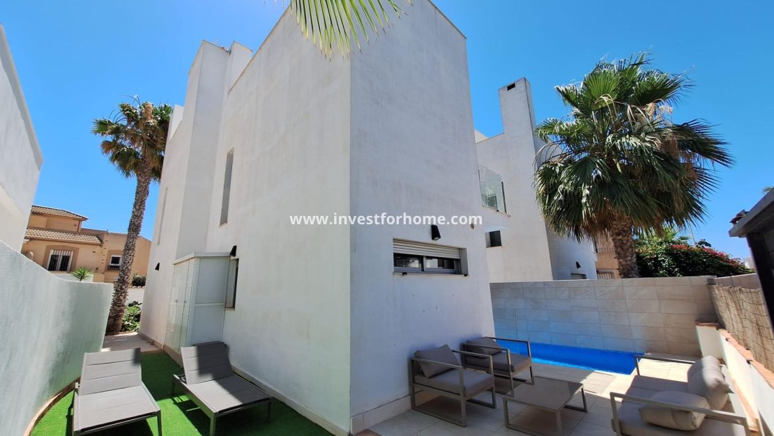 Försäljning - Villa - Torrevieja - Nueva Torrevieja - Aguas Nuevas