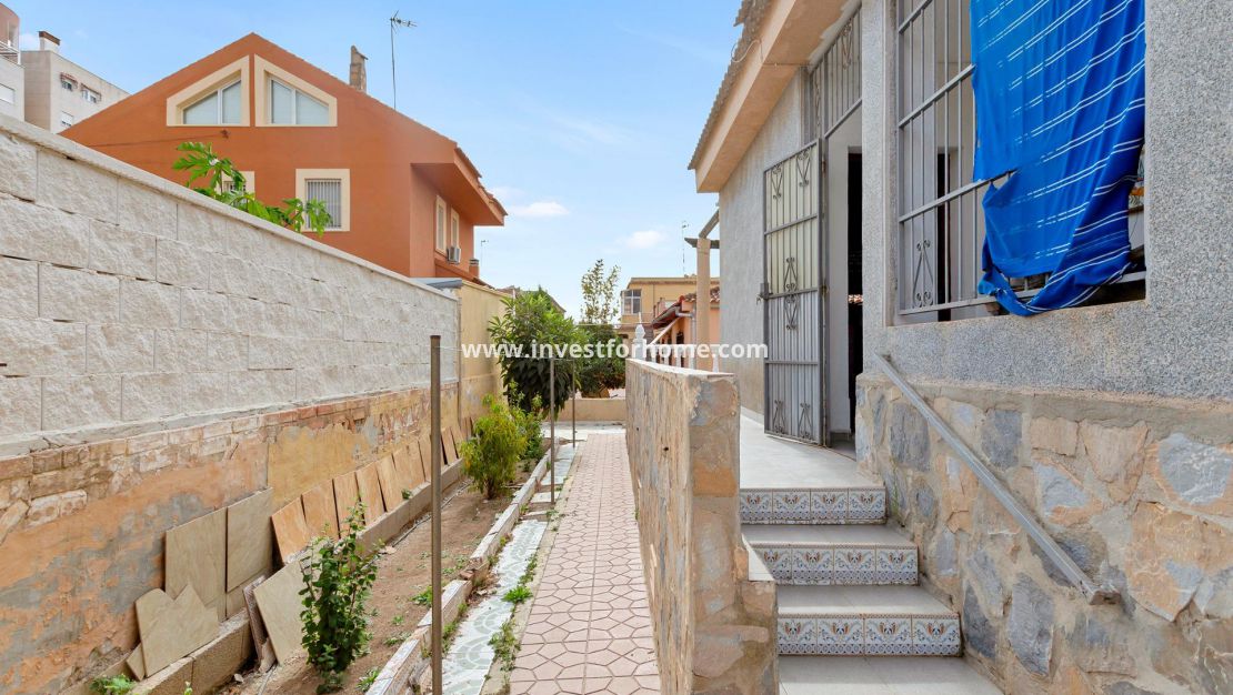 Försäljning - Villa - Torrevieja - Nueva Torrevieja - Aguas Nuevas