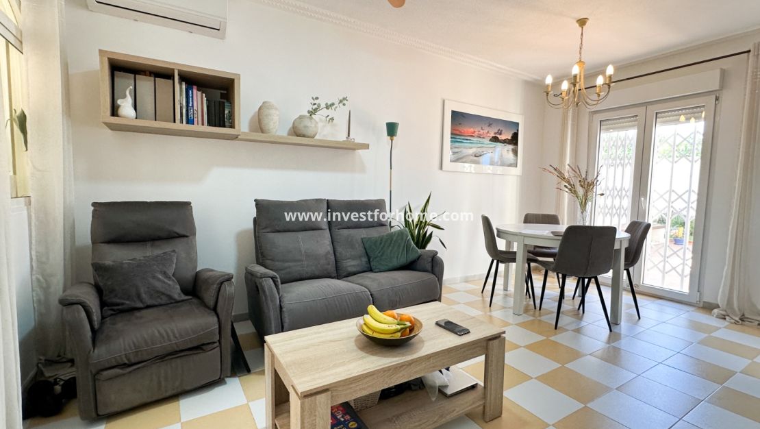 Försäljning - Villa - Torrevieja - Nueva Torrevieja