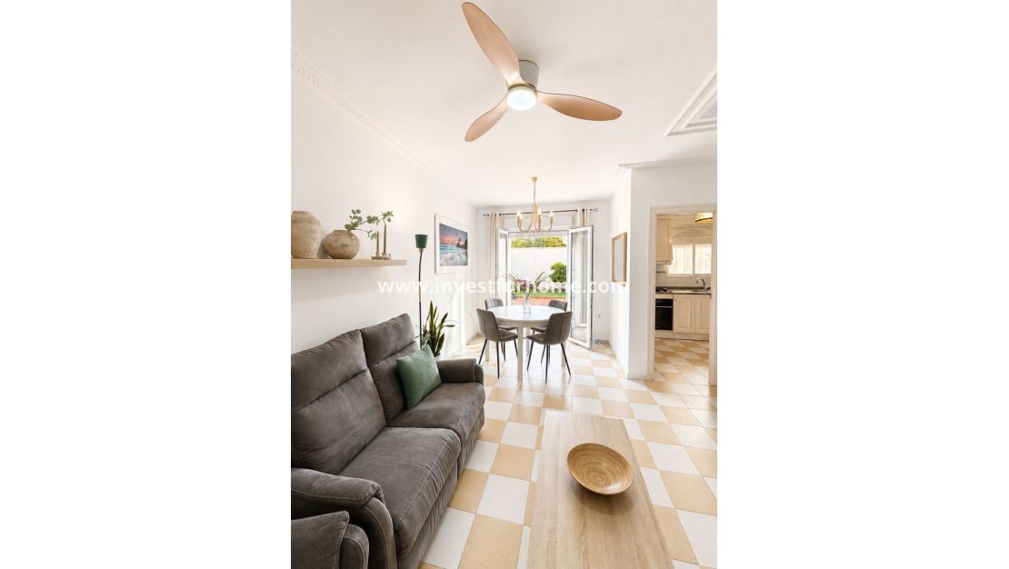 Försäljning - Villa - Torrevieja - Nueva Torrevieja