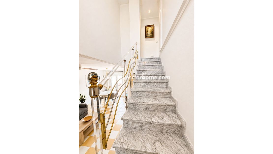 Försäljning - Villa - Torrevieja - Nueva Torrevieja