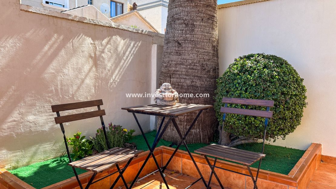 Försäljning - Villa - Torrevieja - Nueva Torrevieja