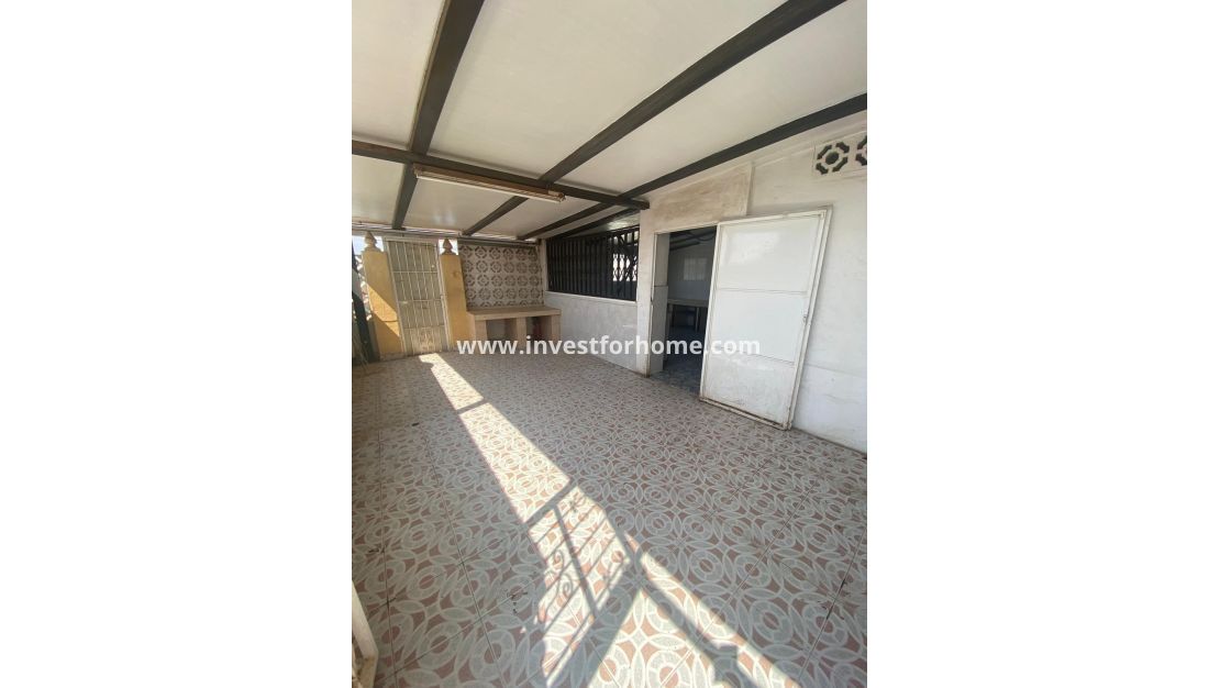 Försäljning - Villa - Torrevieja - Parque Acuático - Sector 25