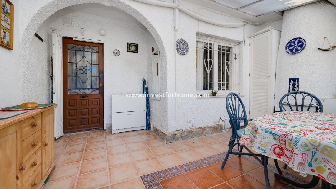 Försäljning - Villa - Torrevieja - Playa de los Locos