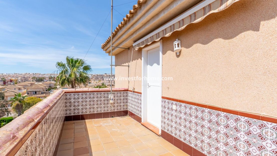 Försäljning - Villa - Torrevieja - Punta prima