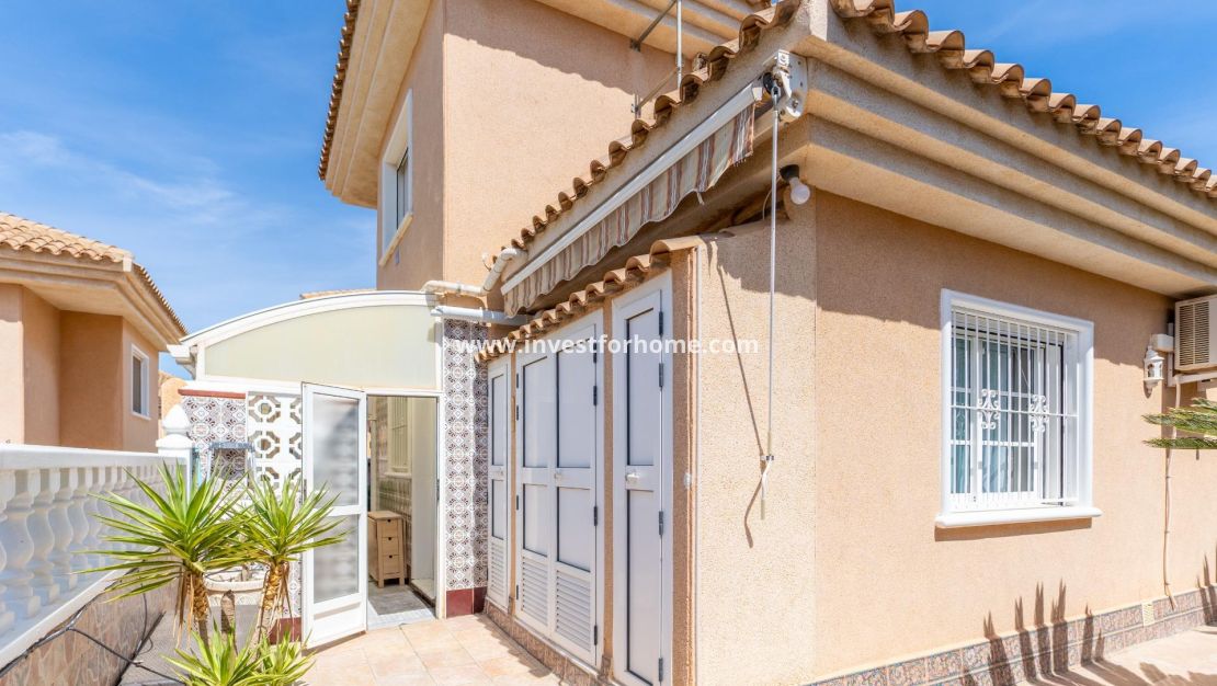 Försäljning - Villa - Torrevieja - Punta prima