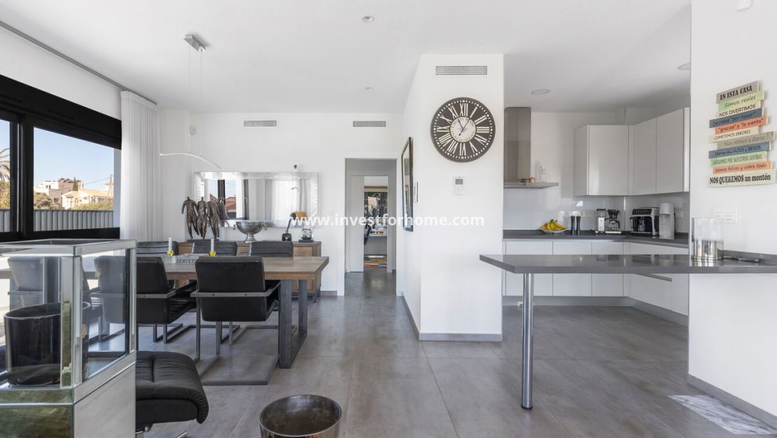 Försäljning - Villa - Torrevieja - Rosaleda