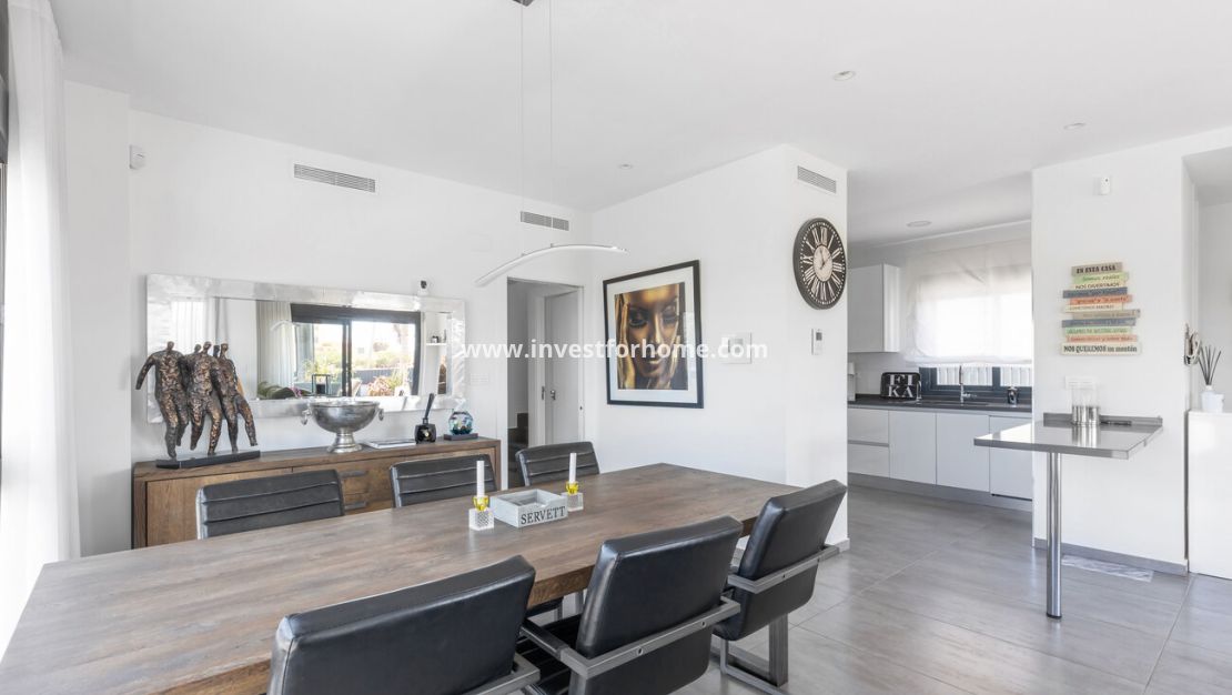 Försäljning - Villa - Torrevieja - Rosaleda