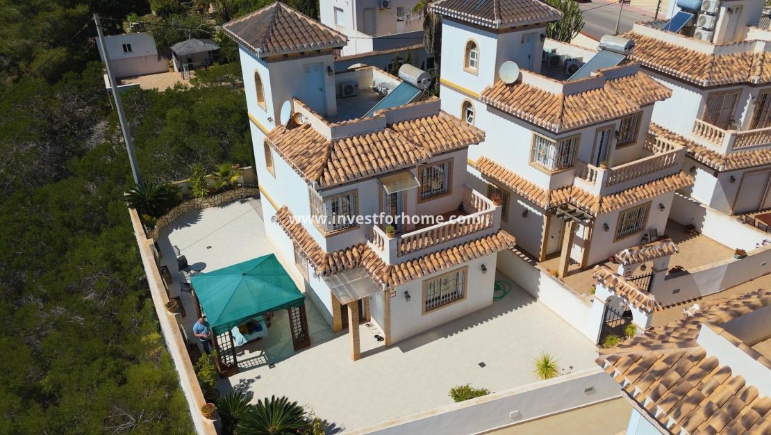 Försäljning - Villa - Torrevieja - Torrelamata - La Mata