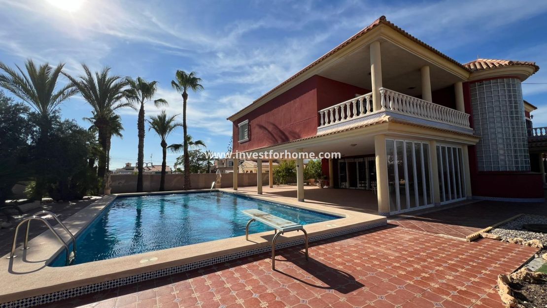 Försäljning - Villa - Torrevieja - Torreta Florida