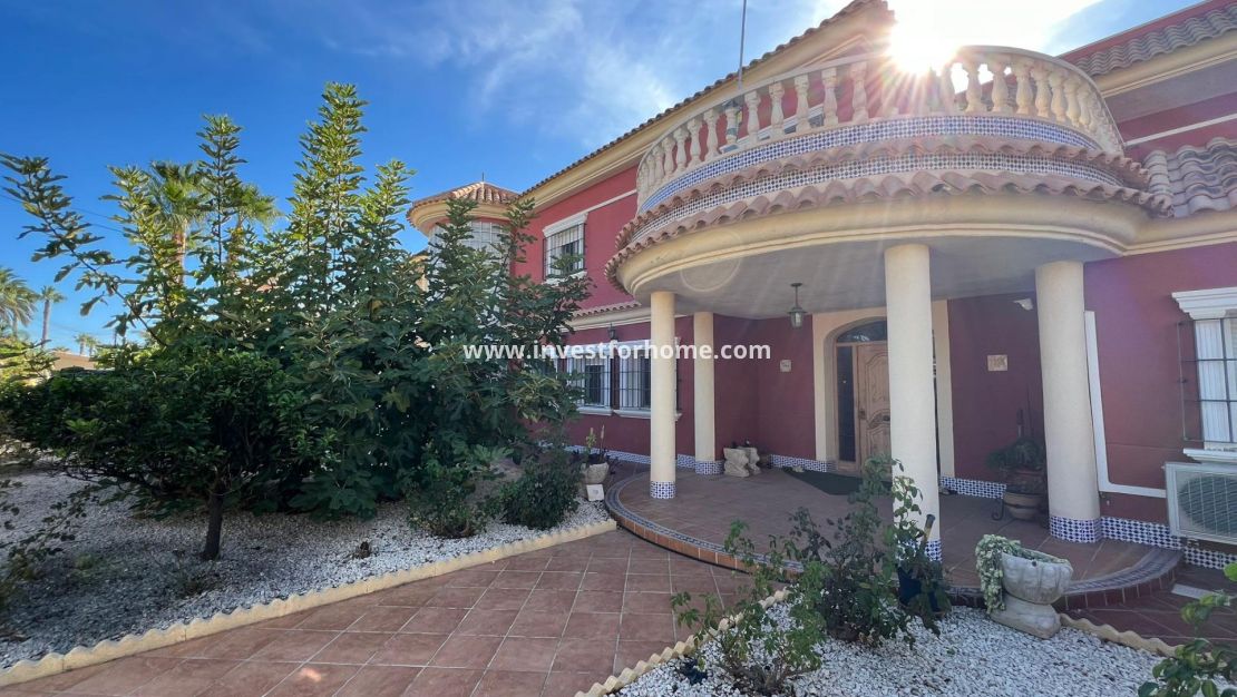 Försäljning - Villa - Torrevieja - Torreta Florida