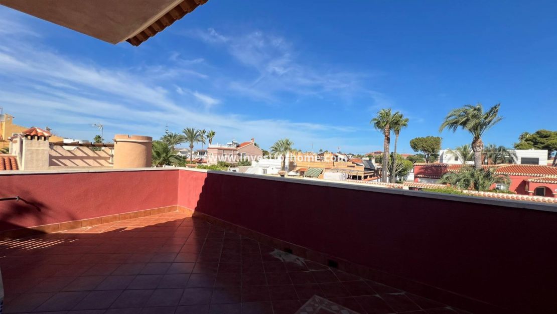 Försäljning - Villa - Torrevieja - Torreta Florida