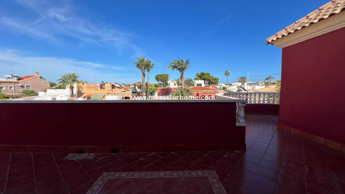 Försäljning - Villa - Torrevieja - Torreta Florida