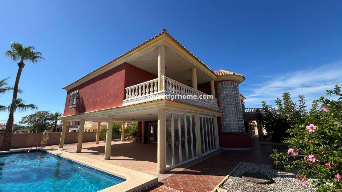 Försäljning - Villa - Torrevieja - Torreta Florida