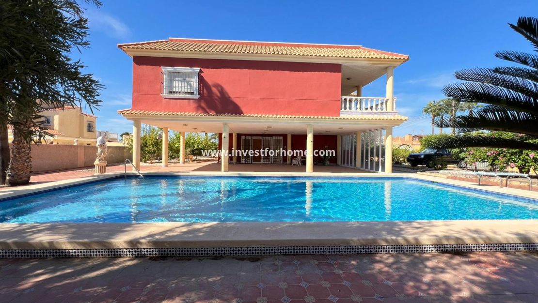 Försäljning - Villa - Torrevieja - Torreta Florida