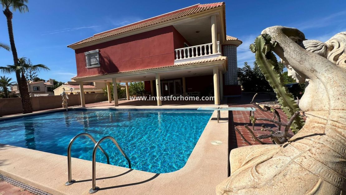 Försäljning - Villa - Torrevieja - Torreta Florida