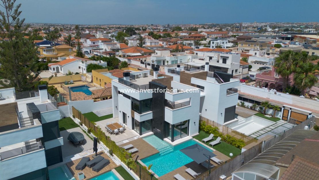 Försäljning - Villa - Torrevieja - Torreta Florida