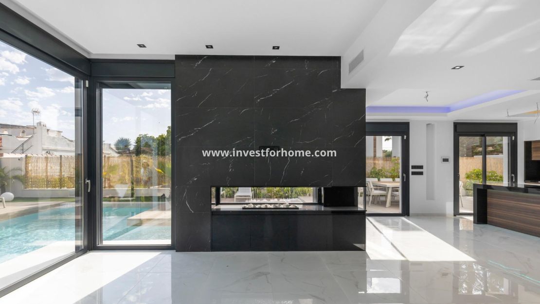 Försäljning - Villa - Torrevieja - Torreta Florida