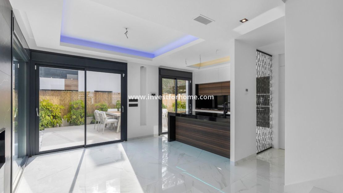 Försäljning - Villa - Torrevieja - Torreta Florida