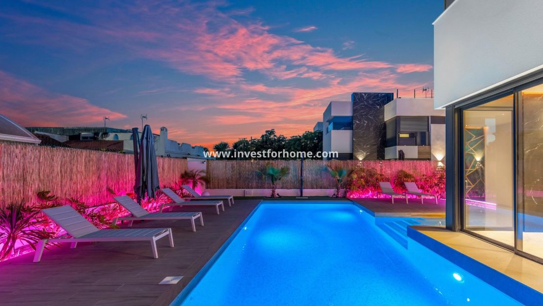 Försäljning - Villa - Torrevieja - Torreta Florida