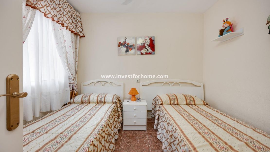 Försäljning - Villa - Torrevieja - Torreta Florida